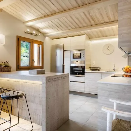 Montelia Atico El Ciervo De *